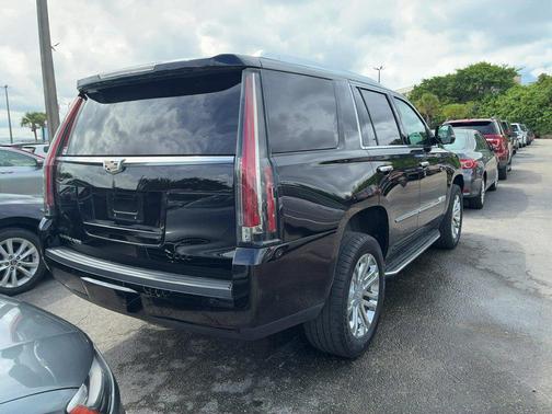 2018 Cadillac Escalade Base
