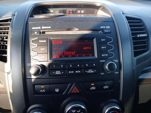 2012 Kia Sorento LX