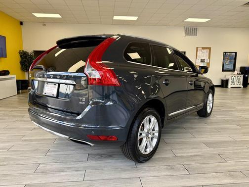 2016 Volvo XC60 T5 Premier