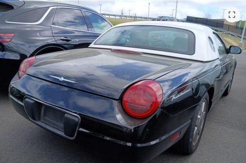 2002 Ford Thunderbird Base