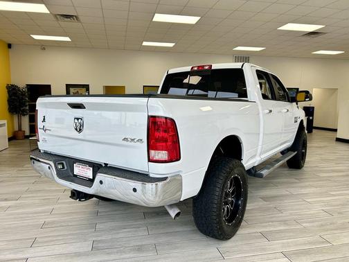 Bright White Clearcoat 2017 RAM 2500 Lone Star Crew Cab 4x4 6'4' Box