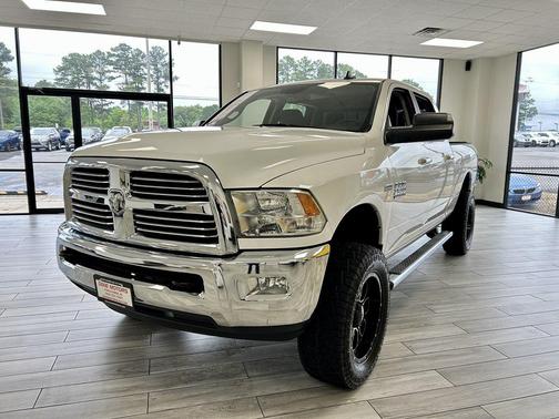 Bright White Clearcoat 2017 RAM 2500 Lone Star Crew Cab 4x4 6'4' Box