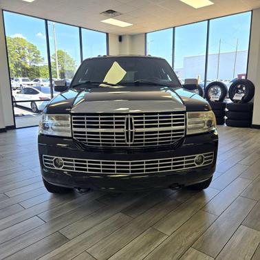 2014 Lincoln Navigator Base