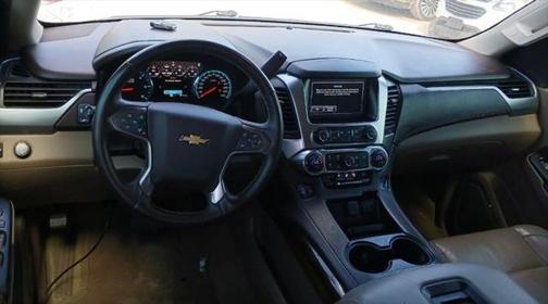 2017 Chevrolet Suburban LT