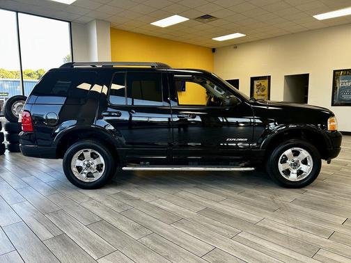 2005 Ford Explorer Limited