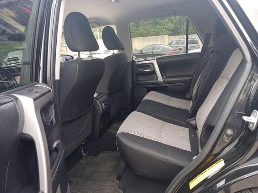 2014 Toyota 4Runner SR5