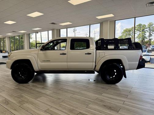 2013 Toyota Tacoma Base