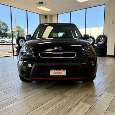 2011 Kia Soul +