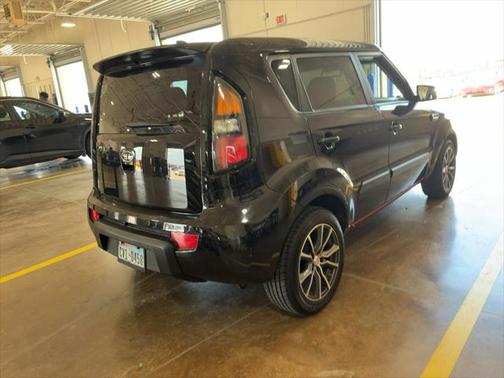 2011 Kia Soul +