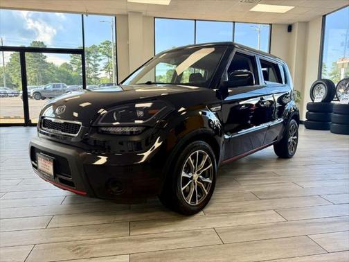 2011 Kia Soul +