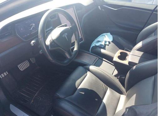 2020 Tesla Model S Long Range
