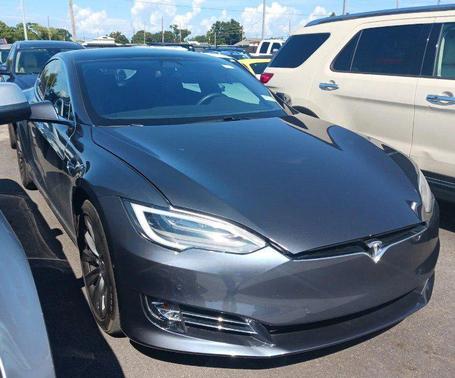 2020 Tesla Model S Long Range