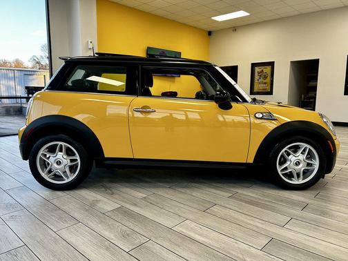 2009 MINI Cooper S Base