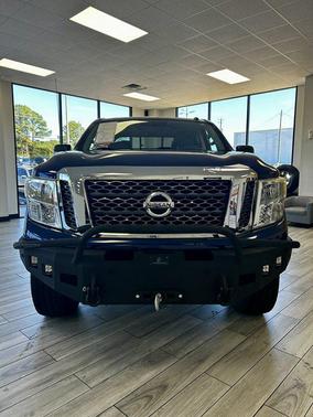 2018 Nissan Titan SV