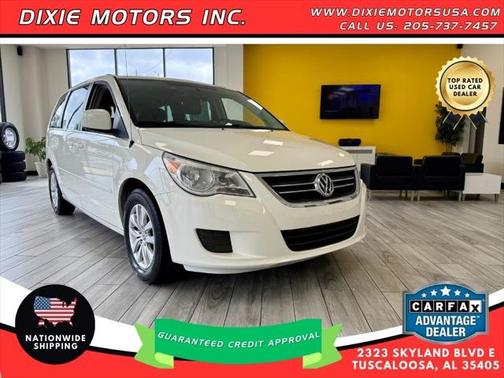 2012 Volkswagen Routan SE