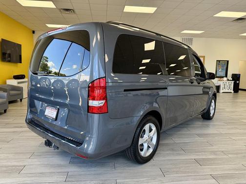 2016 Mercedes-Benz Metris Base