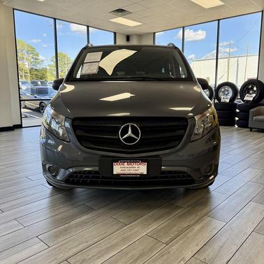2016 Mercedes-Benz Metris Base