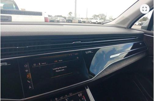 2020 Audi Q7 55 Premium Plus