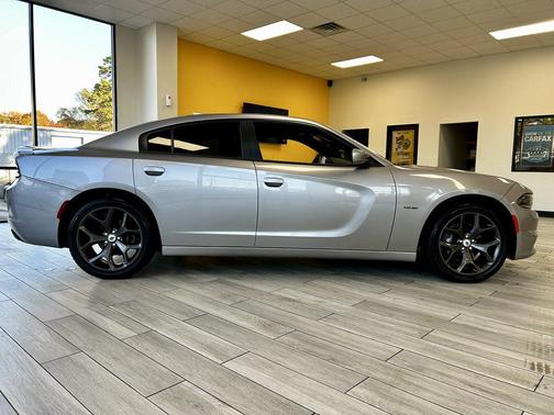 2018 Dodge Charger R/T