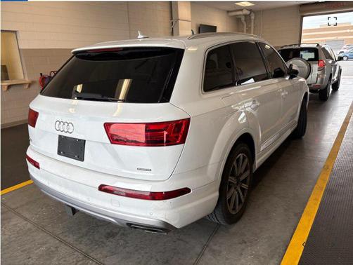 WHITE 2018 Audi Q7 2.0T Premium Plus
