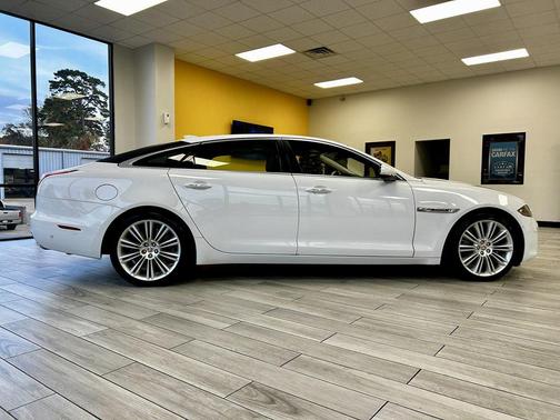 2016 Jaguar XJ XJL Supercharged