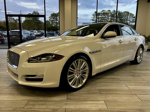 2016 Jaguar XJ XJL Supercharged