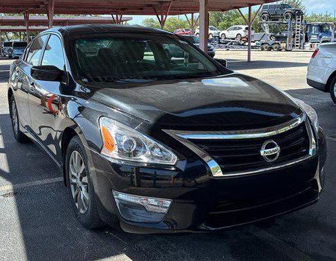 Super Black 2015 Nissan Altima 2.5 S