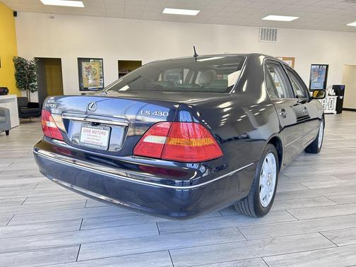 2001 Lexus LS 430 Base