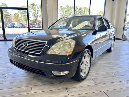 2001 Lexus LS 430 Base
