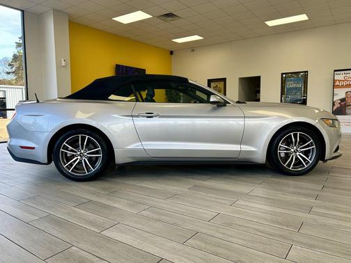 2016 Ford Mustang EcoBoost Premium