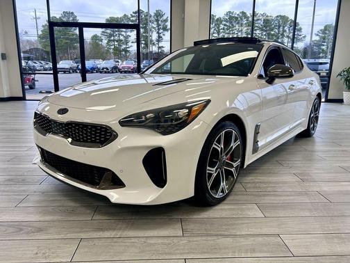 2021 Kia Stinger GT1