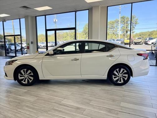 2022 Nissan Altima S FWD