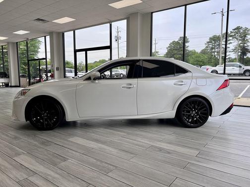 2015 Lexus IS 250 Crafted Line