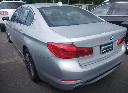 SILVER 2020 BMW 530 I