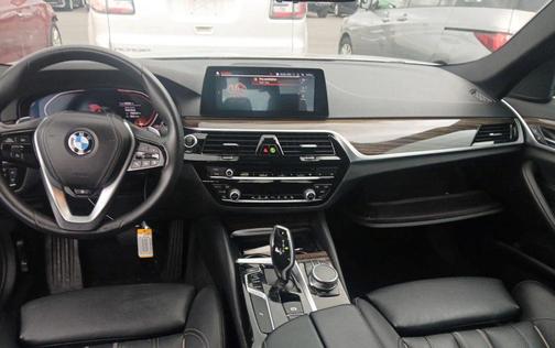 SILVER 2020 BMW 530 I