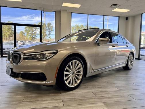 2019 BMW 740 I