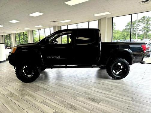 2015 Nissan Titan SV