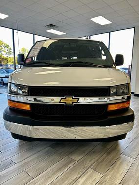 2024 Chevrolet Express 2500 RWD 2500 Regular Wheelbase WT