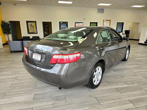 2009 Toyota Camry LE