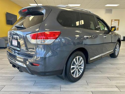 2013 Nissan Pathfinder SL