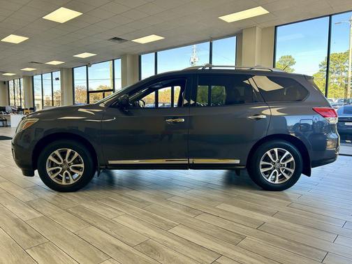 2013 Nissan Pathfinder SL