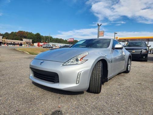 Photo 2 of 20 of 2013 Nissan 370Z Base