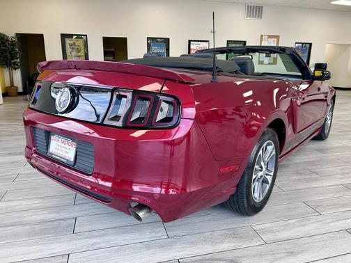 2014 Ford Mustang V6