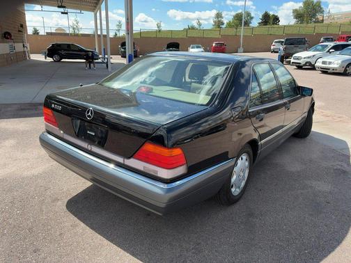 1996 Mercedes-Benz S-Class SWB