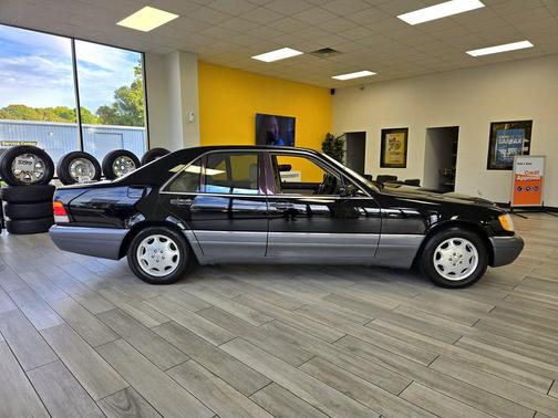 1996 Mercedes-Benz S-Class SWB