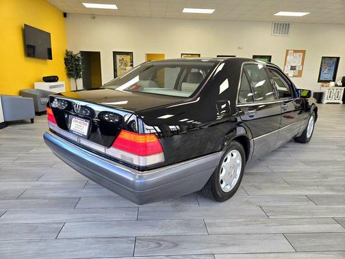 1996 Mercedes-Benz S-Class SWB