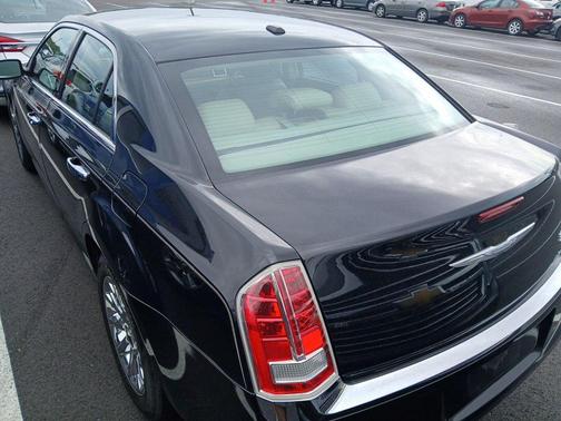 2014 Chrysler 300 S