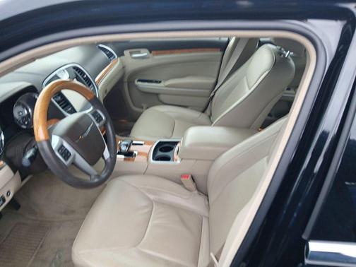 2014 Chrysler 300 S