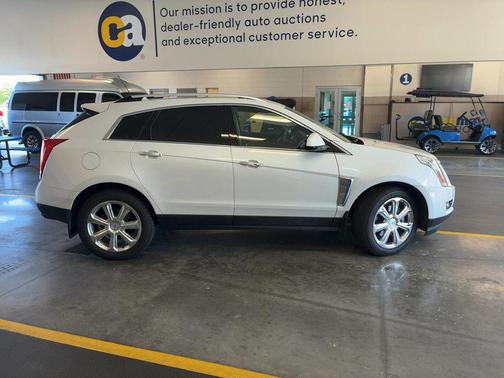 2015 Cadillac SRX Performance Collection