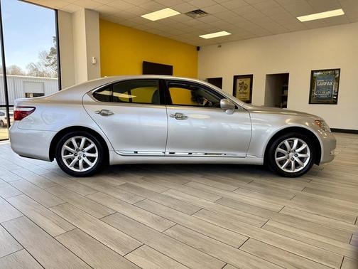 2007 Lexus LS 460 Base